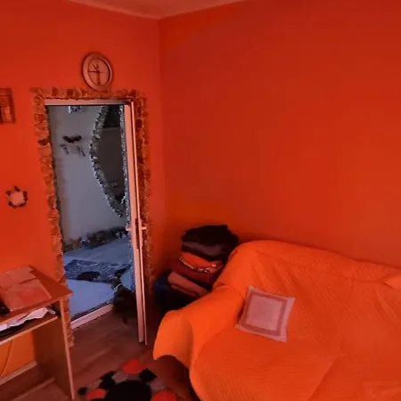 Casa Stefan * Douăzeci şi Trei August